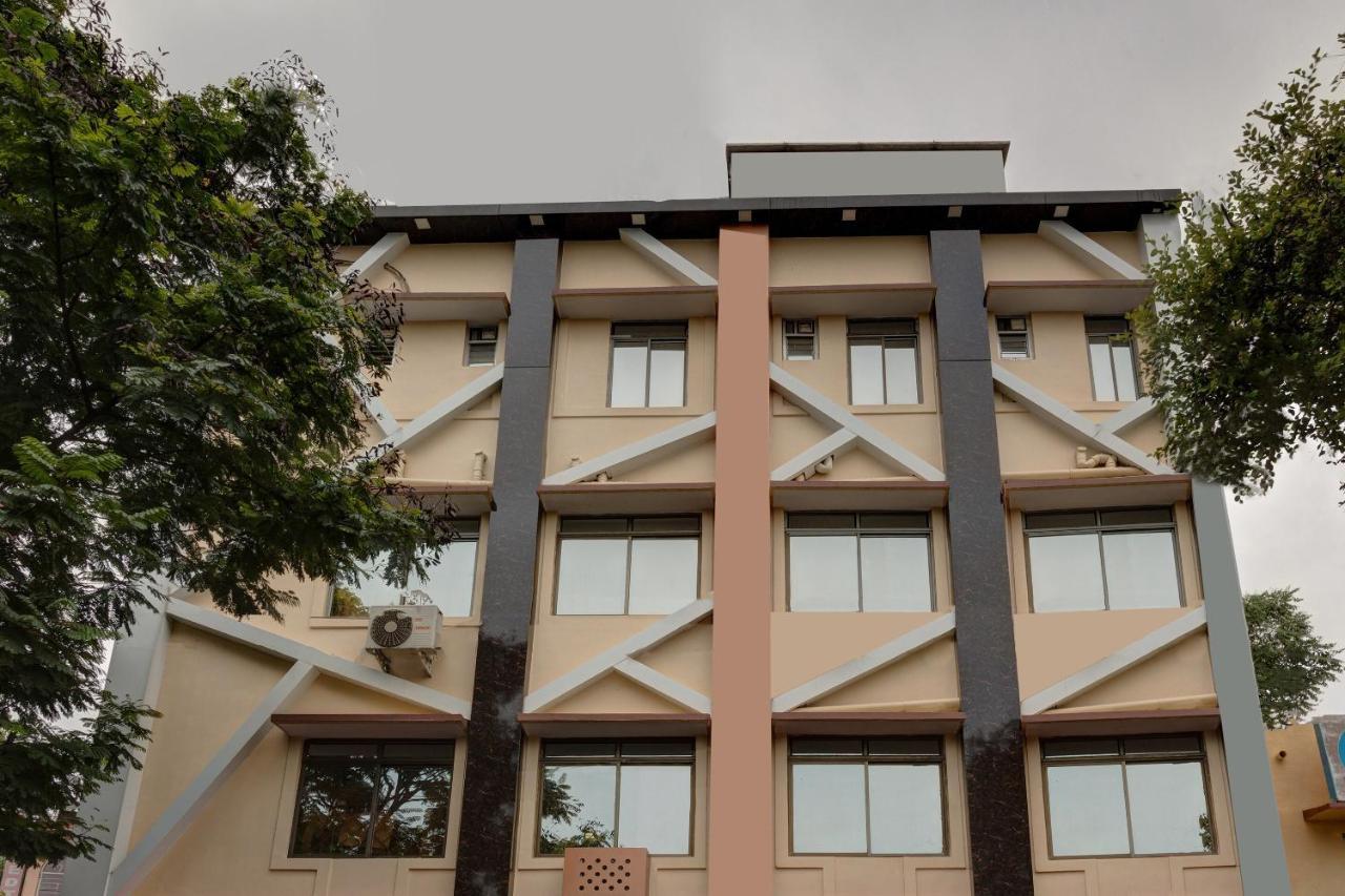 Oyo Hotel Satguru Jamshedpur Dış mekan fotoğraf